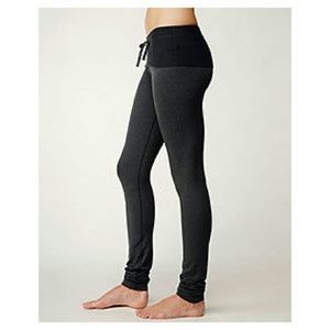 NWT Lululemon The Tight & Mini Leggings Sz 4
